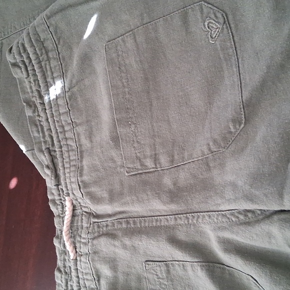 Green Roxy Pants - Picture 2 of 4